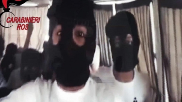 Terrorismo, la rete jihadista scoperta in Italia - Foto e video ... - panorama.it