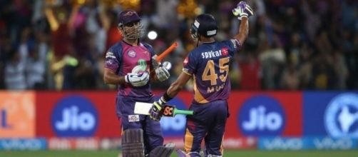 IPL : MS Dhoni helps Rising Pune Supergiant clinch thriller v ... - hindustantimes.com