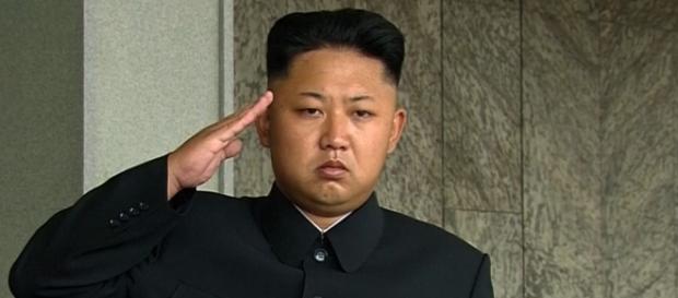 Líder da Coreia do Norte, Kim Jong-un, diz que responderá a um possível ataque dos Estados Unidos Líder da Coreia do Norte, Kim Jong-un, diz que responderá a um possível ataque dos Estados Unidos