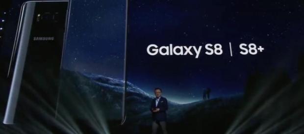 Samsung Galaxy S8, S8+ wow users. - mirror.co.uk Samsung Galaxy S8, S8+ wow users. - mirror.co.uk