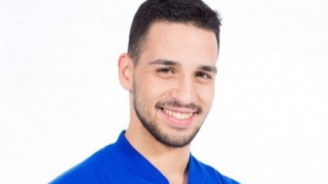 Anticipazioni Amici: tutti contro tutti al 6&deg; serale, esce Cosimo.