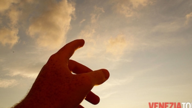 Segnalazione Ufo a Meolo 15 aprile 2015 - veneziatoday.it