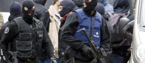 Attentati Parigi, fallito blitz a Bruxelles: Salah Abdeslam - ilfattoquotidiano.it