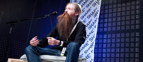Aubrey de Grey es un científico que lleva toda la vida investigando para vencer la vejez