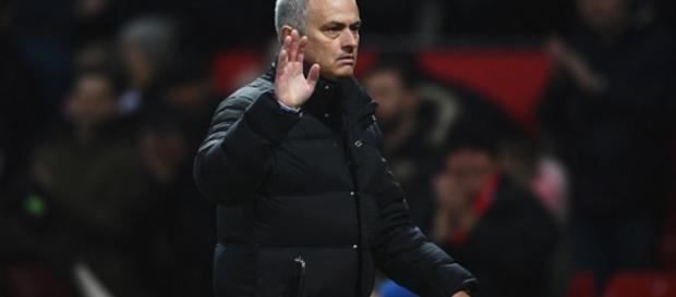 Mercato : José Mourinho a refusé "une grosse offre" de Chine ... - snfoot.tk Mercato : José Mourinho a refusé "une grosse offre" de Chine ... - snfoot.tk