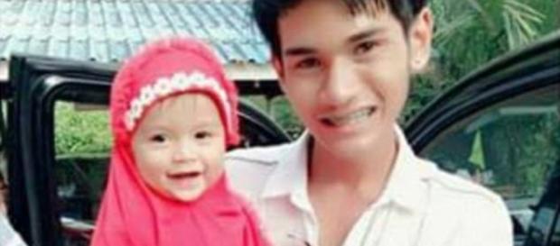 Pai transmite assassinato da filha ao vivo e depois se suicida Pai transmite assassinato da filha ao vivo e depois se suicida