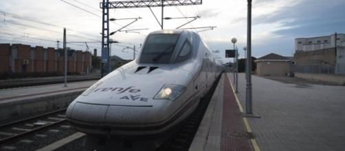 Donde el AVE no llega: ciudades a la espera del tren más rápido ... - elpais.com