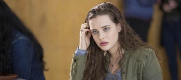 Hannah Baker, gespielt von Katherine Langford. Hannah Baker, gespielt von Katherine Langford.