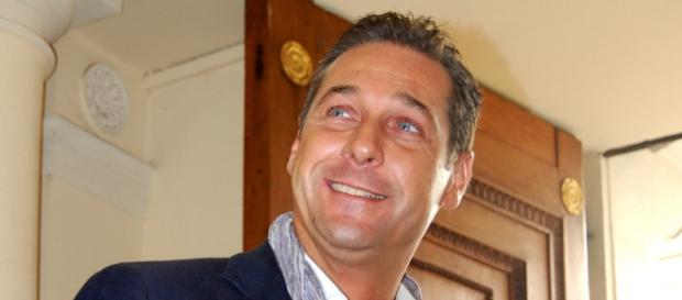 HC Strache, Chef der FPÖ. (Source URG Suisse: BM.I Austria, CC BY-SA 2.0) HC Strache, Chef der FPÖ. (Source URG Suisse: BM.I Austria, CC BY-SA 2.0)