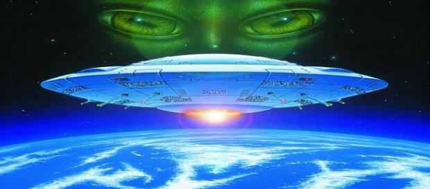 Muito antes da era digital, os ovnis já se vaziam presentes (Banco de imagens Google) Muito antes da era digital, os ovnis já se vaziam presentes (Banco de imagens Google)