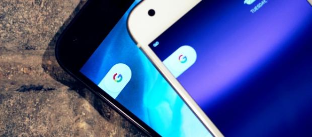 SmartPhones • - gadgetgestures.com SmartPhones • - gadgetgestures.com