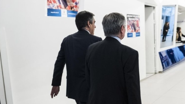 Fillon part après son échec et redevient un militant de coeur.