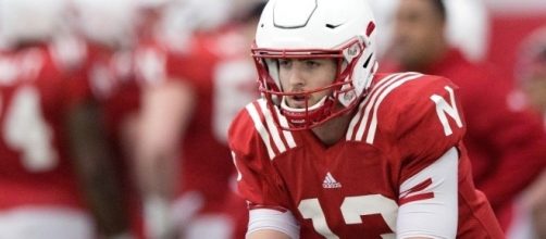 Husker coach Mike Riley names Tanner Lee as starting quarterback ... - omaha.com