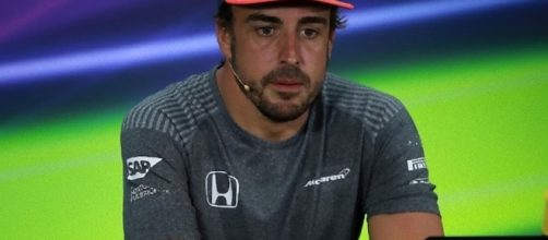 Lutto per il pilota Fernando Alonso.