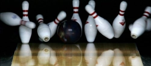 New York bowler rolls perfect game in 86.9 seconds - Photo: Blasting News Library - news965.com