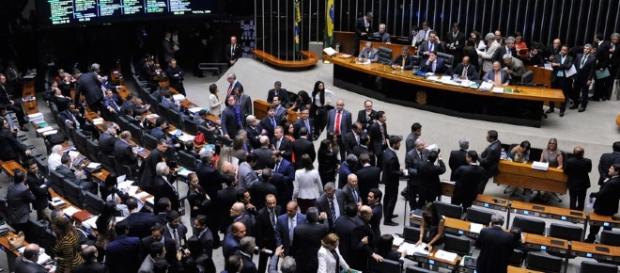 Câmara dos Deputados votará hoje a Reforma Trabalhista Câmara dos Deputados votará hoje a Reforma Trabalhista
