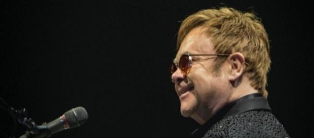 Foto dal profilo Instagram di Elton John Foto dal profilo Instagram di Elton John