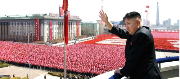 Kim Jong-Un discursando na Coreia do Norte Kim Jong-Un discursando na Coreia do Norte
