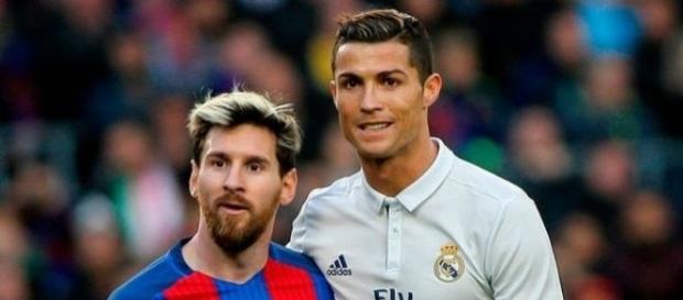 Lionel Messi of FC Barcelona and Cristiano Ronaldo (Photo: Alex Gallardo) Lionel Messi of FC Barcelona and Cristiano Ronaldo (Photo: Alex Gallardo)