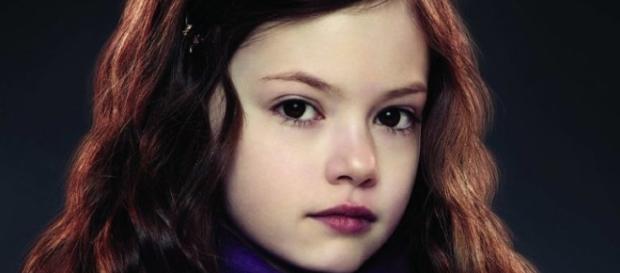 Mackenzie Foy tinha 11 anos quando começou a interpretar Mackenzie Foy tinha 11 anos quando começou a interpretar
