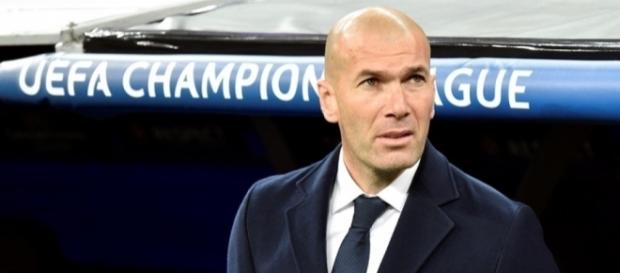 Real Madrid : Le successeur de Zidane déjà connu ? Real Madrid : Le successeur de Zidane déjà connu ?