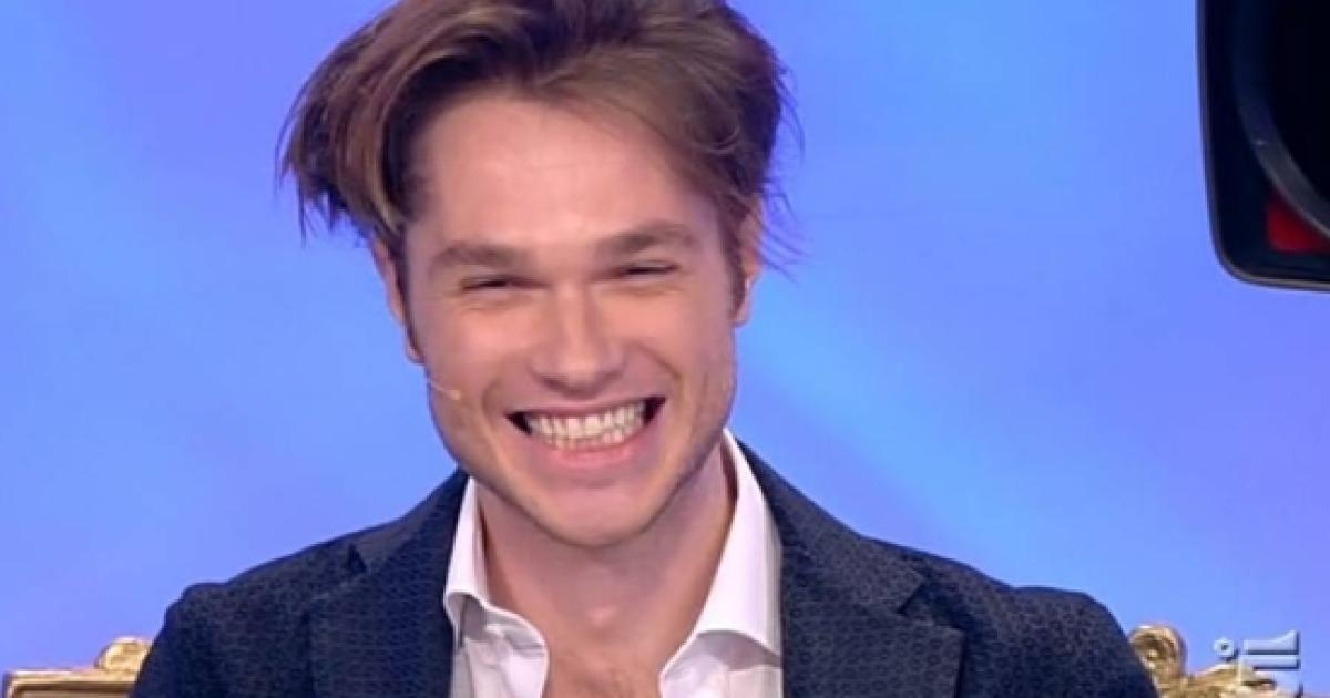 Uomini e Donne Marco ha fatto la sua scelta.