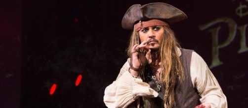 Johnny Depp surprises D23 Expo as he appears in character as Jack ... - news-entertainment.net