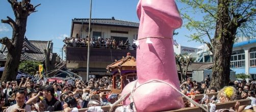 Kanamara Matsuri 2017 in Kawasaki, Japan (Penis Festival) - Joy ... - joydellavita.com