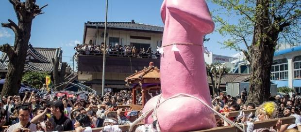 Kanamara Matsuri 2017 in Kawasaki, Japan (Penis Festival) - Joy ... - joydellavita.com Kanamara Matsuri 2017 in Kawasaki, Japan (Penis Festival) - Joy ... - joydellavita.com