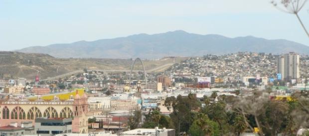 Panorámica del Centro de Tijuana y la frontera con Estados Unidos Panorámica del Centro de Tijuana y la frontera con Estados Unidos
