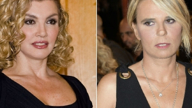 Guerra in tribunale Carlucci-De Filippi: due indagati. Con una ... - liberoquotidiano.it