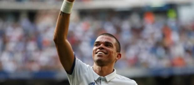 Real Madrid: El tremendo rebote de Pepe. Noticias de Liga - elconfidencial.com Real Madrid: El tremendo rebote de Pepe. Noticias de Liga - elconfidencial.com
