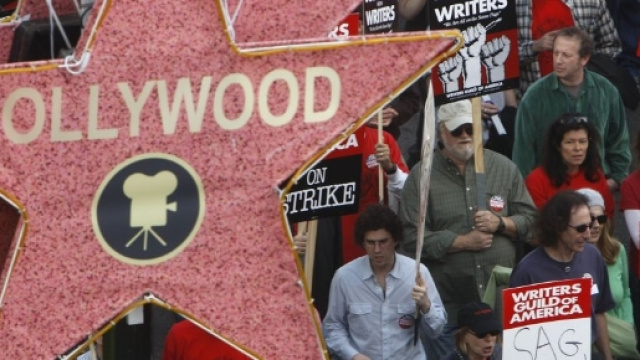 Hollywood : vers une nouvelle grève des scénaristes ? - Tout le ... - challenges.fr