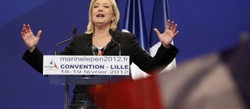 Marine Le Pen va mettre fin au suspense sur ses signatures - bfmtv.com