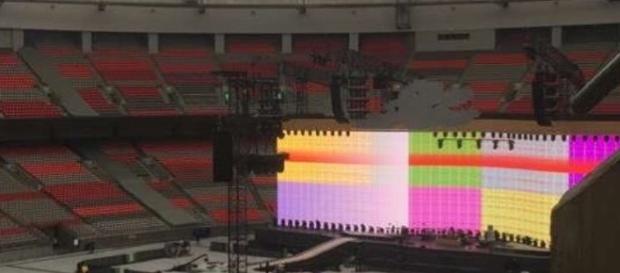 Il Bc Place Stadium di Vancouver con lo stage del tour Il Bc Place Stadium di Vancouver con lo stage del tour