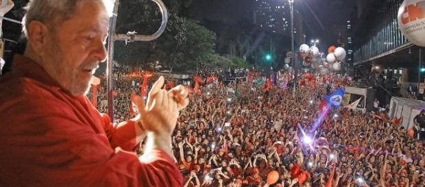 Lula defendeu ação dos grevistas Lula defendeu ação dos grevistas