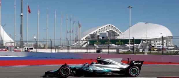 Vettel leads 1-2 for Ferrari in qualifying at Sochi Autodrom - snaplap.net Vettel leads 1-2 for Ferrari in qualifying at Sochi Autodrom - snaplap.net