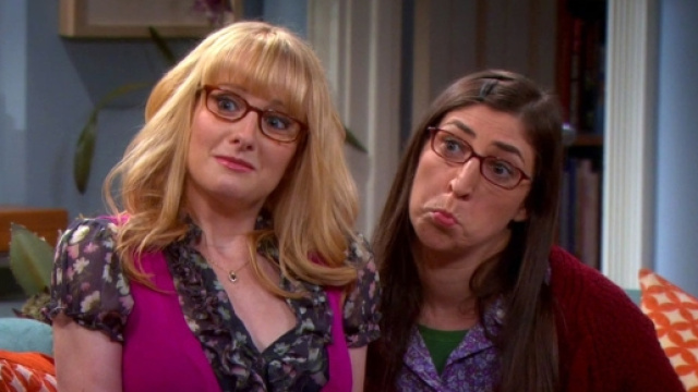 Deux actrices de &laquo; The Big Bang Theory &raquo; font pression pour gagner ... - vanityfair.fr