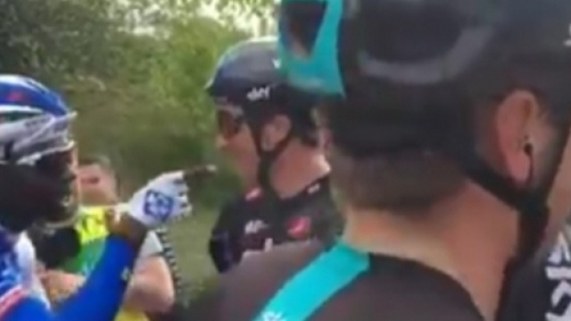 L'accesa discussione tra Reza e Moscon