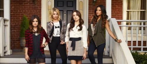 Do you know all the 'Pretty Little Liars' book to show differences? [Image via Freeform]