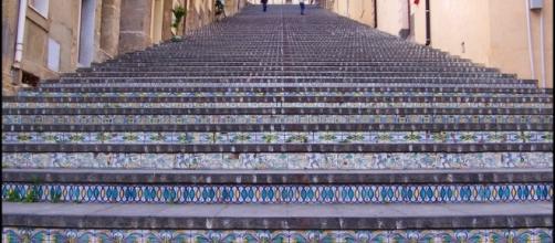 neverending stairs, a photo from Catania, Sicily | TrekEarth - trekearth.com