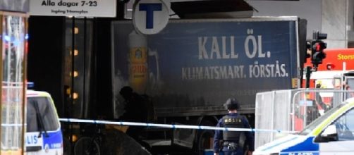 Attacco terroristico con tir a Stoccolma