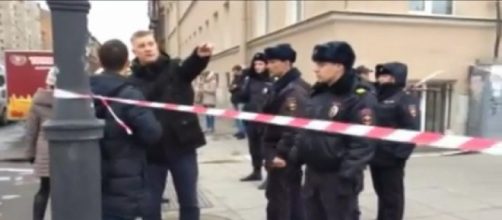La policía rusa evacúa la zona de la explosión