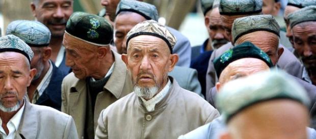 China bans 'abnormal beards' and veils in Muslim-majority region - mashable.com China bans 'abnormal beards' and veils in Muslim-majority region - mashable.com
