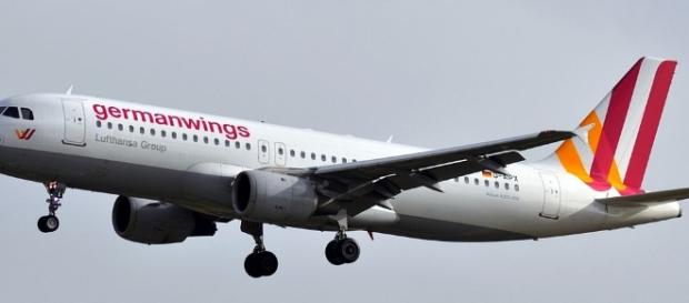 Germanwings-Flug 9525 – Wikipedia - wikipedia.org Germanwings-Flug 9525 – Wikipedia - wikipedia.org
