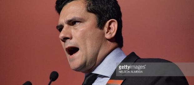 Sérgio Moro marca audiência para interrogar Cabral Sérgio Moro marca audiência para interrogar Cabral
