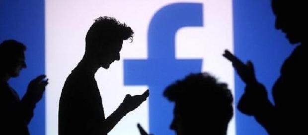 Societatea facebook este creștere Societatea facebook este creștere