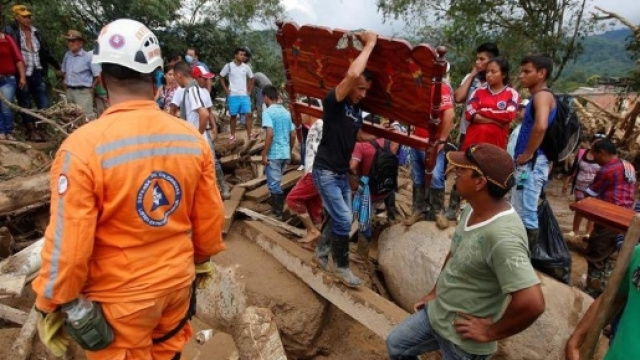 Colombia, si continua a scavare a Mocoa - lastampa.it