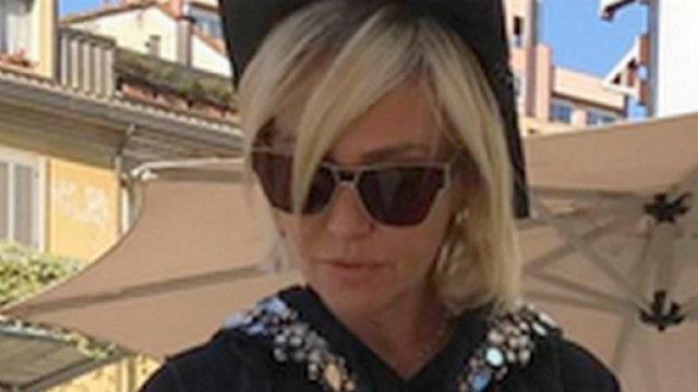 Ecco chi &egrave; l&rsquo;uomo citato dalla showgirl Paola Barale su Instagram