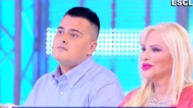 Ilona Staller a Domenica Live: è rissa in studio